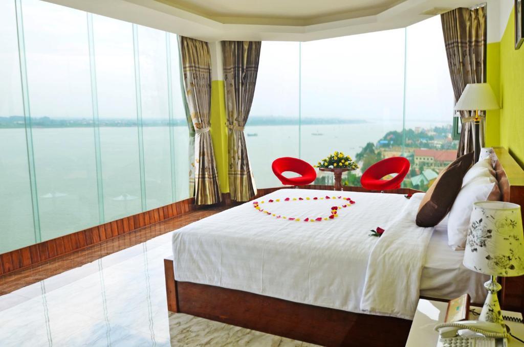 High Sky Hotel Phnom Penh Quarto foto